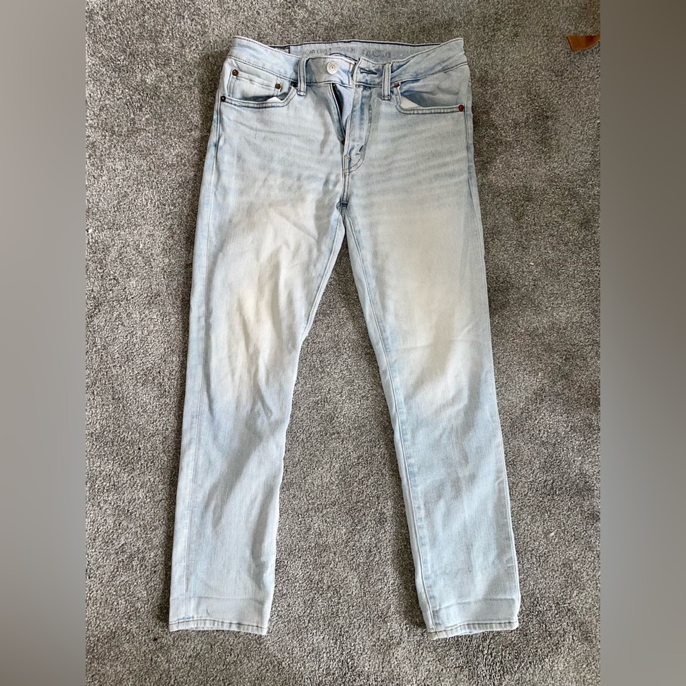 31X30 Lightwash Stretchy American Eagle Jeans